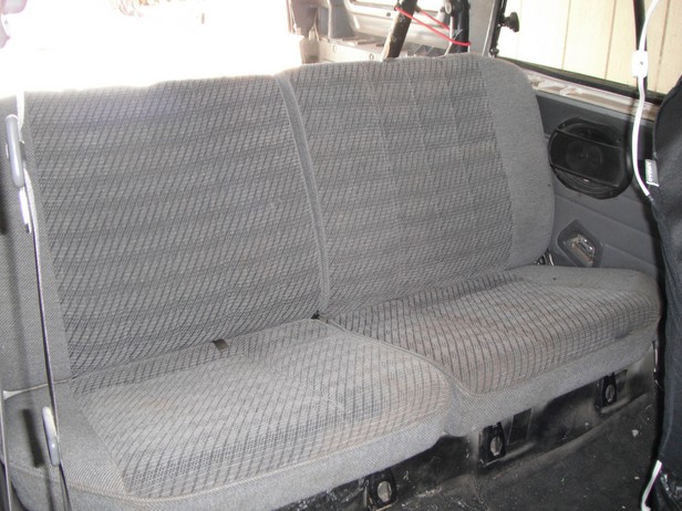 Backseats - 1987 Toyota 4Runner for Sale 22RE 4x4 Manual Five Speed
